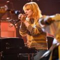 Hayley Williams // True believer @ jimmy fallon